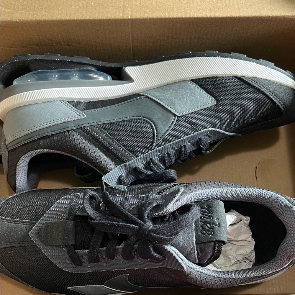 Nike Air Max Pre-Day Black/Grey 9.5